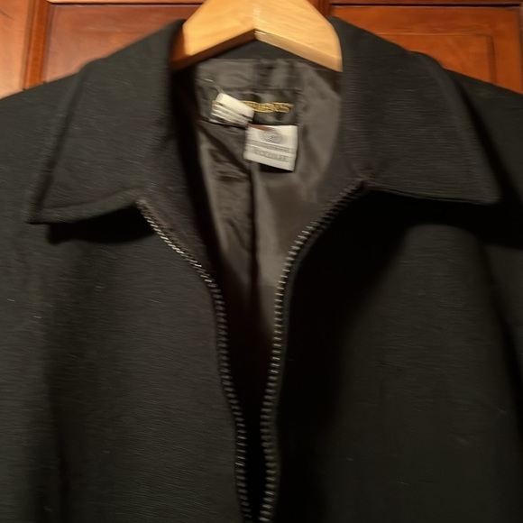 REQUIREMENTS EUC BLACK JACKET SIZE 10 - Picture 3 of 6